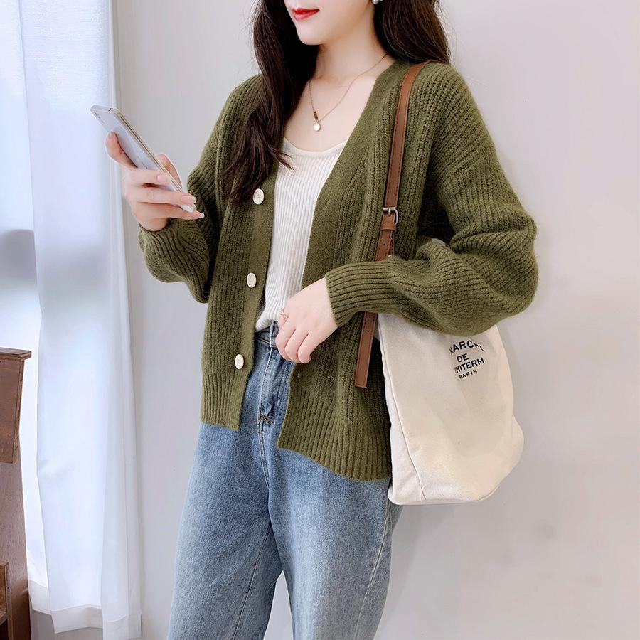 Lazy Style V-Neck Knit Cardigan: Loose-Fit, Long-Sleeve, Single-Breasted Sweater for Spring and Autumn