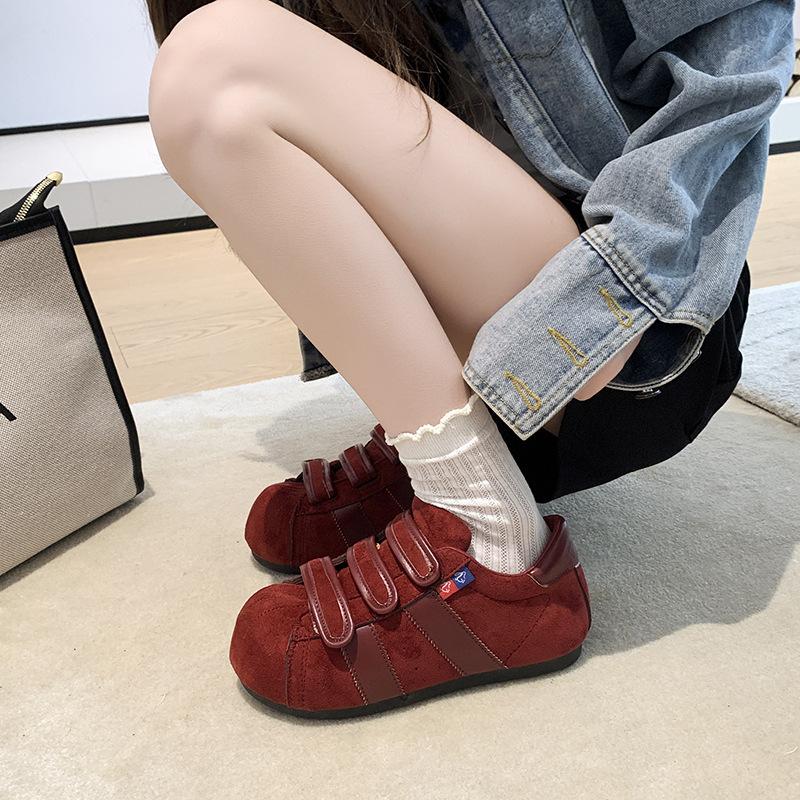 Ретро матовые туфли на платформе с большой головой женские 2025 осень новые на плоской подошве с внутренней высотой увеличение низкий верх спортивная обувь повседневные моральные тренировочные туфли