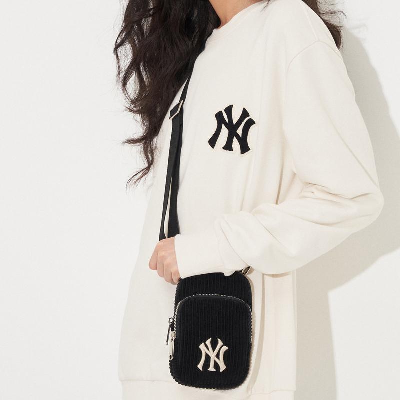 MLB New York Yankees NY Embroidered Logo Sports Trend Corduroy Phone Bag Shoulder Crossbody Bag Unisex bags Black 3ACRH0316-50BKS