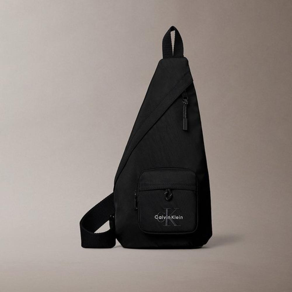 Calvin Klein Unisex Bold Logo Sling Bag 4d3457g Ub1