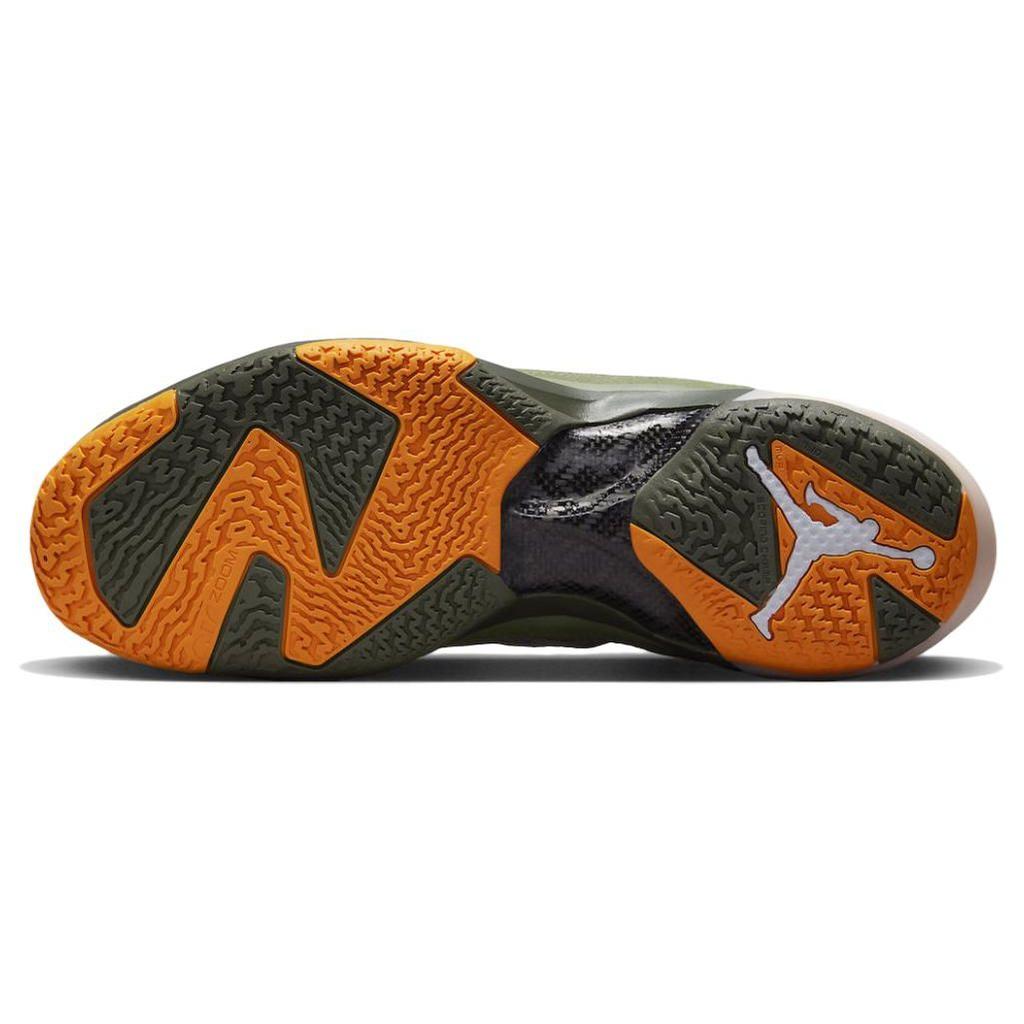 Кроссовки унисекс Undefeated x Air Jordan 37 SP Flight Green Oil-Green Black DV6255-300