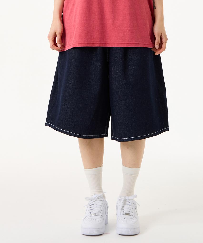 UNKNOWN PLANET Deep Rise Volume Bermuda Pants Indigo