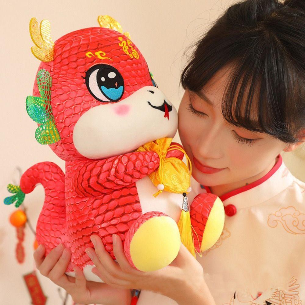 Мягкие куклы 2025 года Змеиного года, симпатичные подвесные украшения для автомобилей, модные плюшевые фигурки змеи, подарок