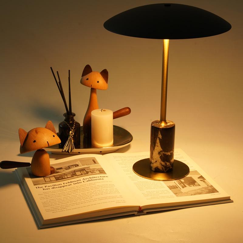 Светодиодный ночник с сенсорным управлением из кованого железа и мрамора для спальни, кабинета, отеля, кафе или бара