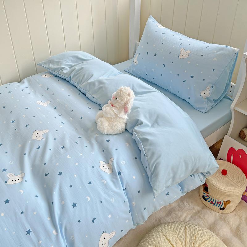 Class A washed cotton printed bed four-piece set small fresh quilt cover bed sheet pillowcase household student dormitory three-piece set a