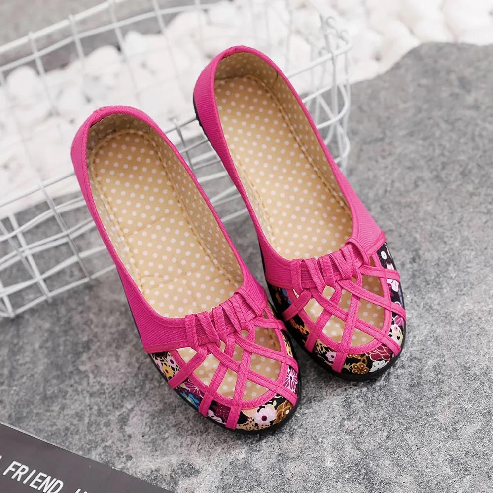 Women's Summer Cloth Shoes Mesh Shoes Hollow Non-slip Soft Bottom Middle-aged and Elderly Women's Sandals