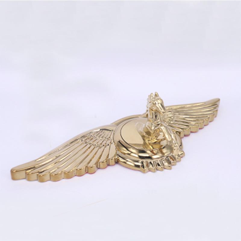 Кампания, автомобильная этикетка богини, размер головы лошади, 3D бесплатная богиня, стенды для этикетки летящего орла, металлическая этикетка автомобиля серебристого и золотого цвета