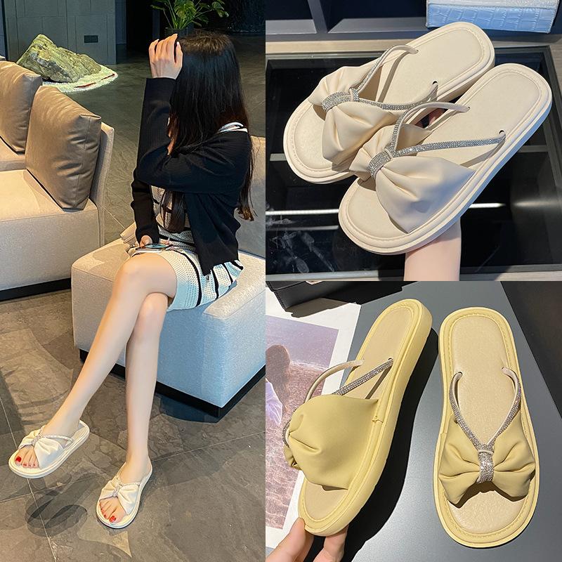 Модные высококачественные сандалии Shit Feeling Flat Sole для женщин 2024 года, летние новые популярные нишевые модные универсальные тапочки в стиле феи для отдыха на открытом воздухе