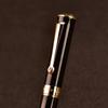 Премиальная, прочная металлическая перьевая ручка с тонким пером 0,5 мм и колпачком на защелке - Совместима с чернильными флаконами 3,4 мм