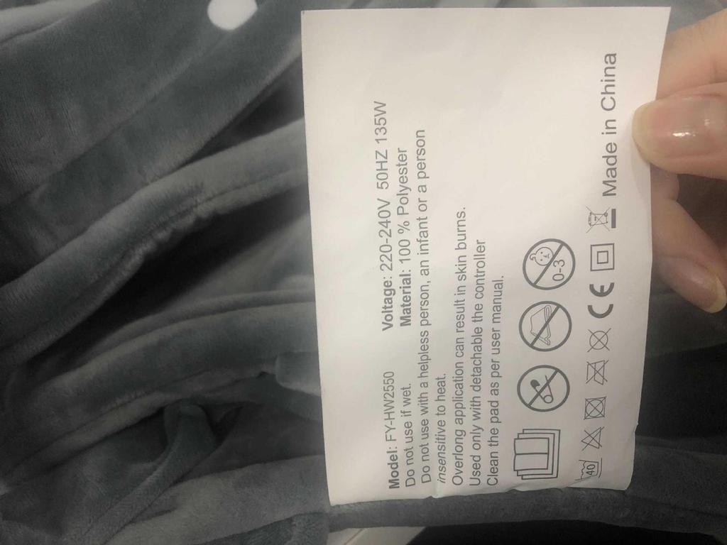 Трансграничный электрический греющий шарф 60x90см: 3-скоростной таймер, 10 уровней нагрева, защита плеч/шеи/талии, многофункциональное тепло.