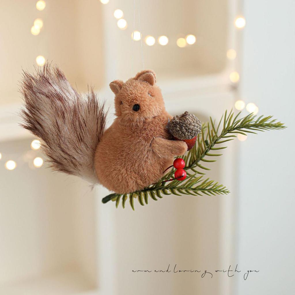 Squirrel Statue Ornament Crafts Cute Collectible Animal Sculpture Christmas Decor for Festival Party Bookshelf Living Room