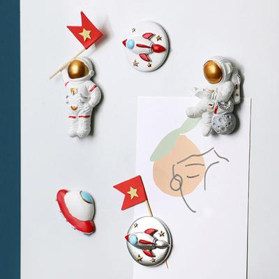 Магнит на холодильник, мастерство астронавта, 3D форма, сильное всасывание, изысканный мультяшный астронавт, паста для холодильника для дома
