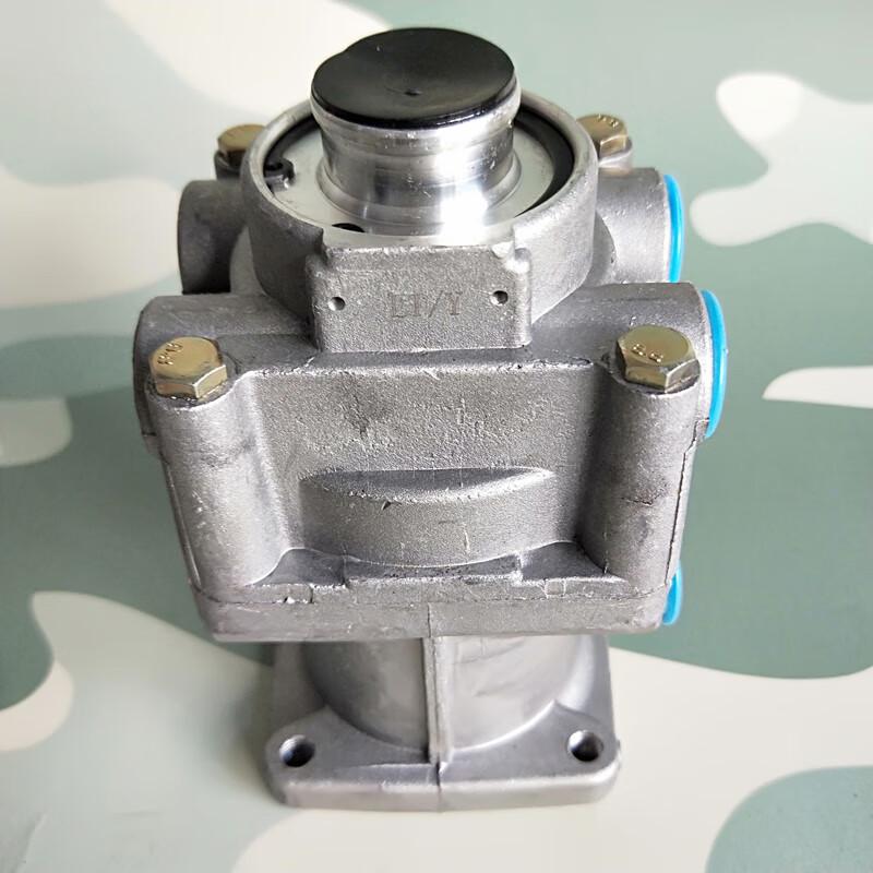 Huchen Dongfeng Brake Master Cylinder