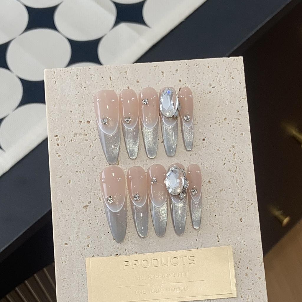 Handmade Gradient Thin Edge White French Boutique K9 Diamond Gentle Small Light Bulb Removable Wearable Armor