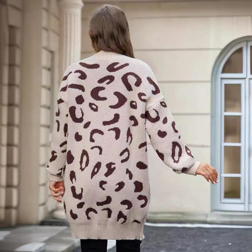 2024 Осень Зима Вязаные Леопардовые Свитера Женские Корейские Кардиганы С V-образным Вырезом Толстые Принты Пальто Свободные Пуговицы Верхняя Одежда Топы