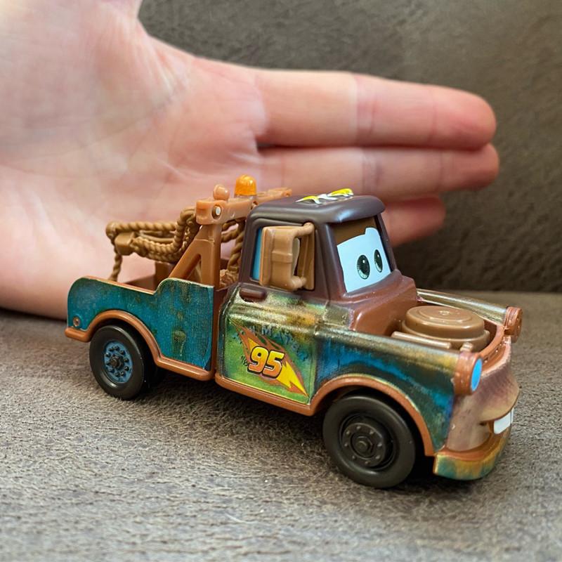 Нетоксичные машинки Pixar Cars Игрушка Молния Маккуин Джексон Шторм Мэтр Салли Шериф 1:55 Литая модель автомобиля Игрушка Детский подарок на день рождения