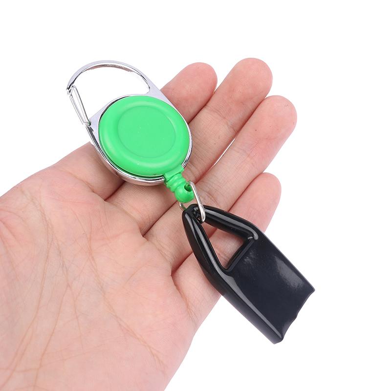 Защитный чехол для зажигалки с зажимом и выдвижным брелоком