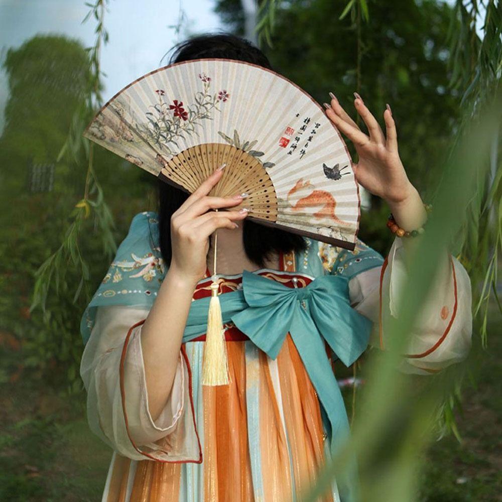 Бамбуковый каркас Рука Ручной веер Традиционное ремесло Веер для танца Ханфу Украшение для дома Орнамент Ремесло