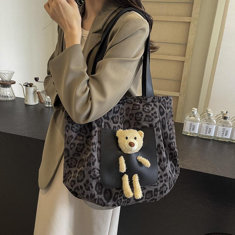 Винтажная леопардовая сумка-тоут большой емкости с принтом медведя через плечо для женщин