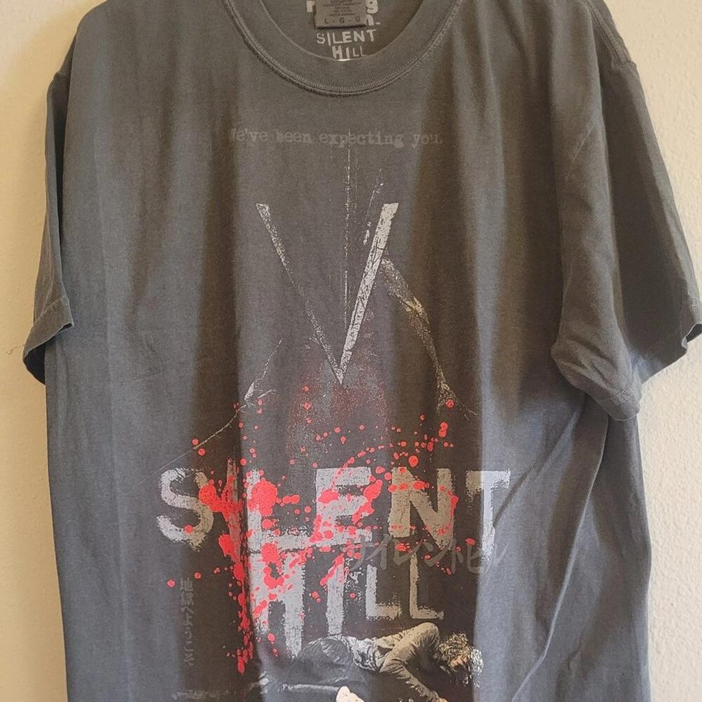 Rucking Fotten Silent Hill Пирамидоголовый Вариант с брызгами крови Футболка - Большой
