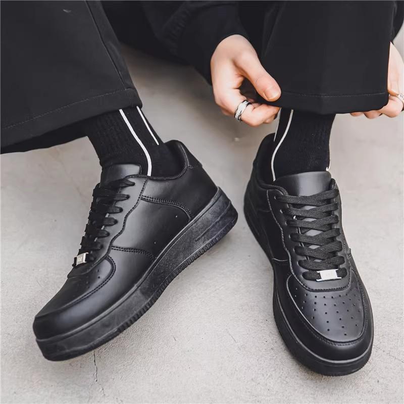 Men's Shoes Breathable Black Board Shoes Men's Air Force Sports No. 1 Pure Black Kitchen Work Non-slip Autumn Foreign Trade