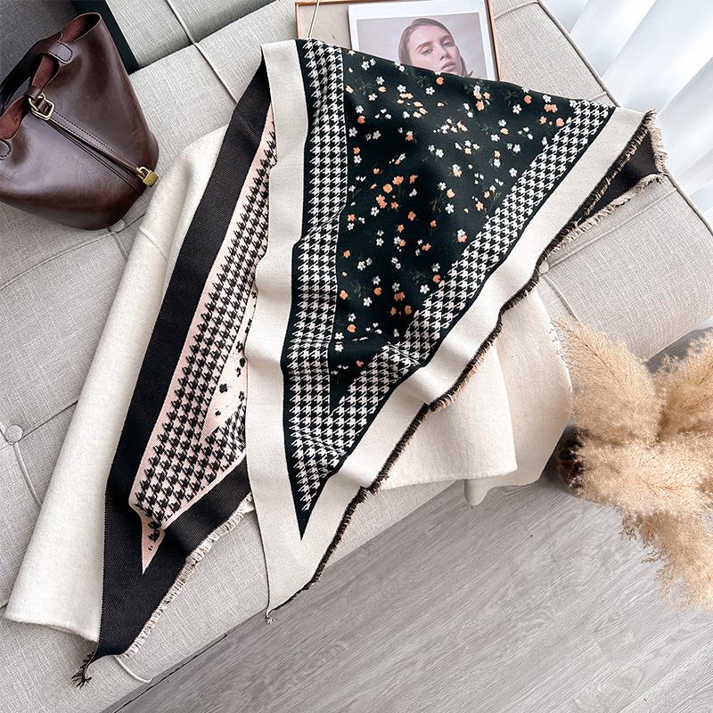 Autumn And Winter Triangle Scarf, Floral Houndstooth, Small Fresh Print, Double-Sided Scarf, Shawl Outside The Woman