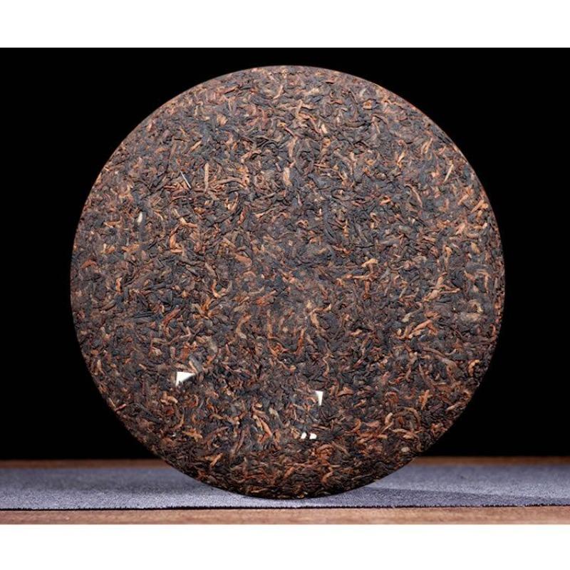 Menghai Tree Old Tree Round Tea Pu 'er Tea Cooked Tea Court Tea Brown Mountain Yunnan Seven Zi Cake Tea 357g