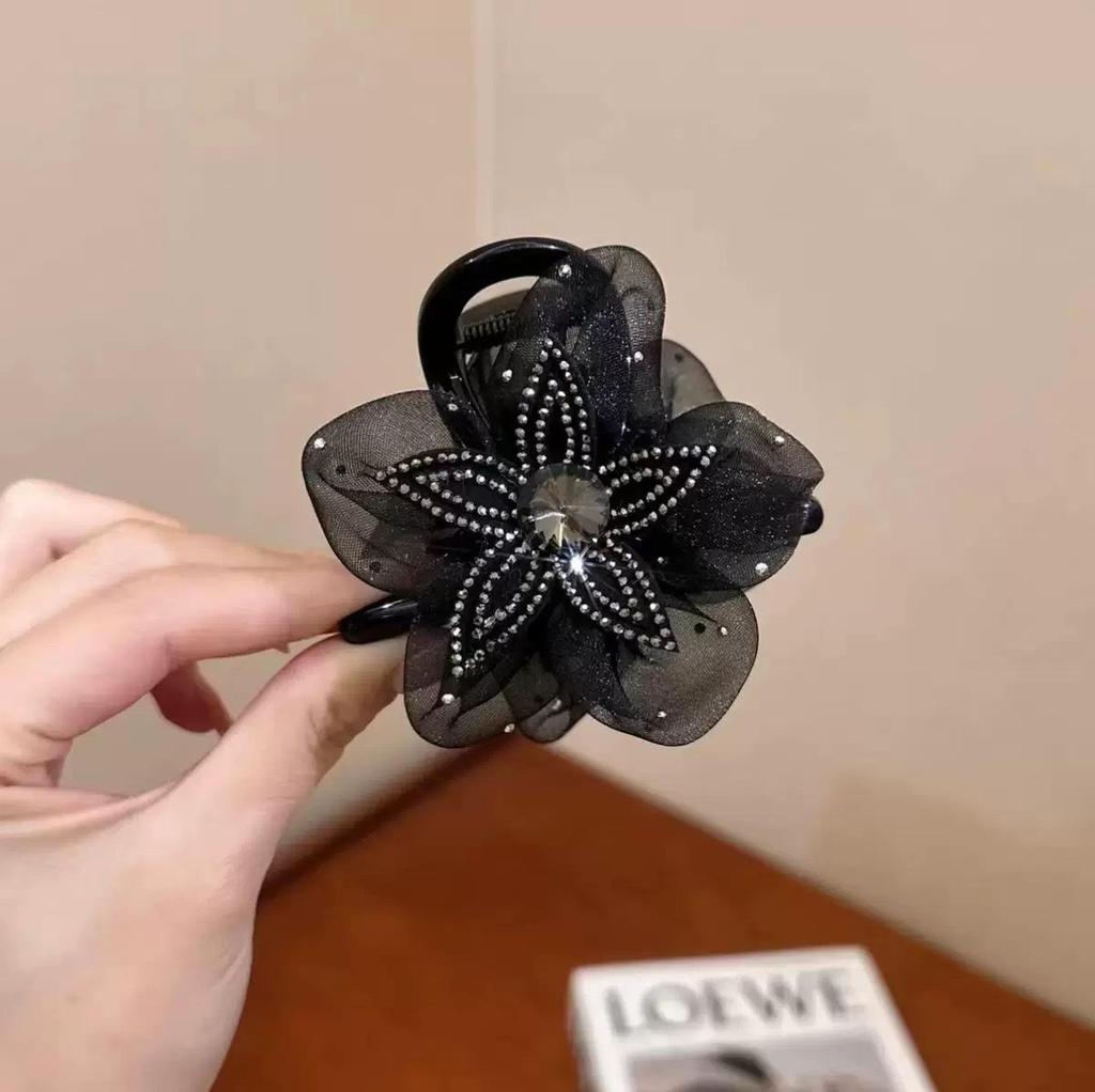 Caro 3D Rose Hair Claw Clip - 2024 High-End Floral Shark Clip for Women, Elegant Headwear