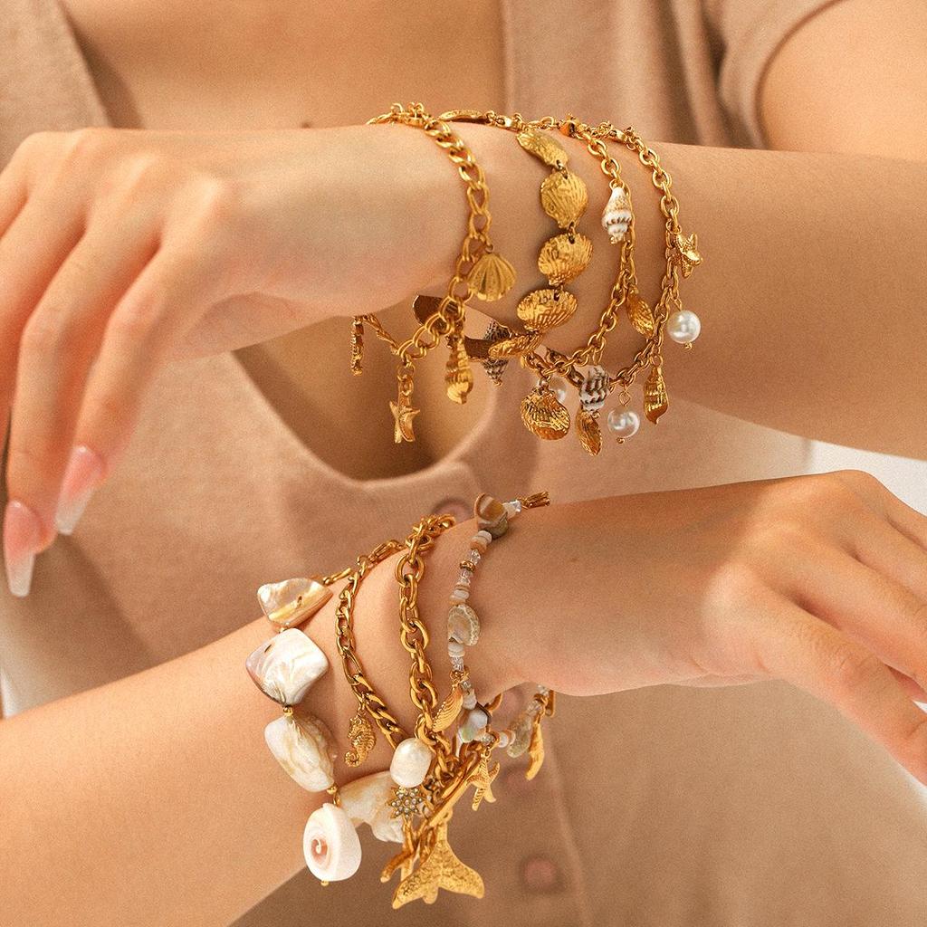 Luxury European & American Ocean-Inspired Stainless Steel Bracelet with Starfish & Seashell Design for Women – Non-Fading Titanium Jewelry