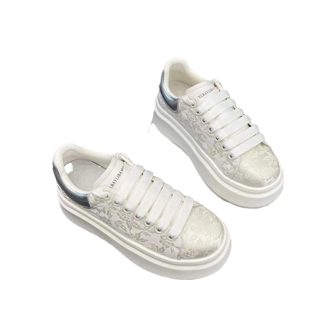 Guofeng Xiaobai обувь женская 2024 года новая популярная весенне-летняя обувь на платформе женская модная спортивная обувь для сноуборда Guochao