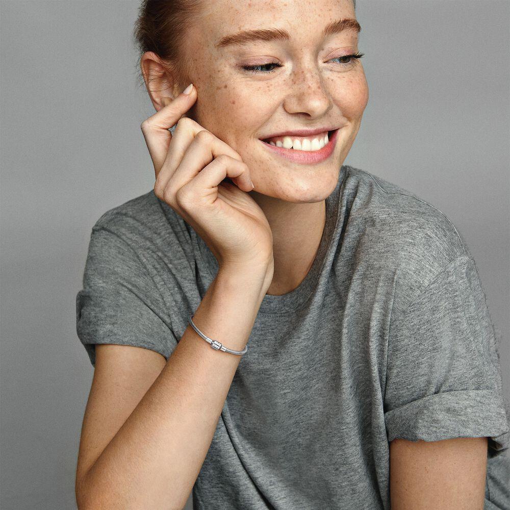 Pandora Браслет-цепочка «Змейка» с застежкой-бочкой Moments 19 см