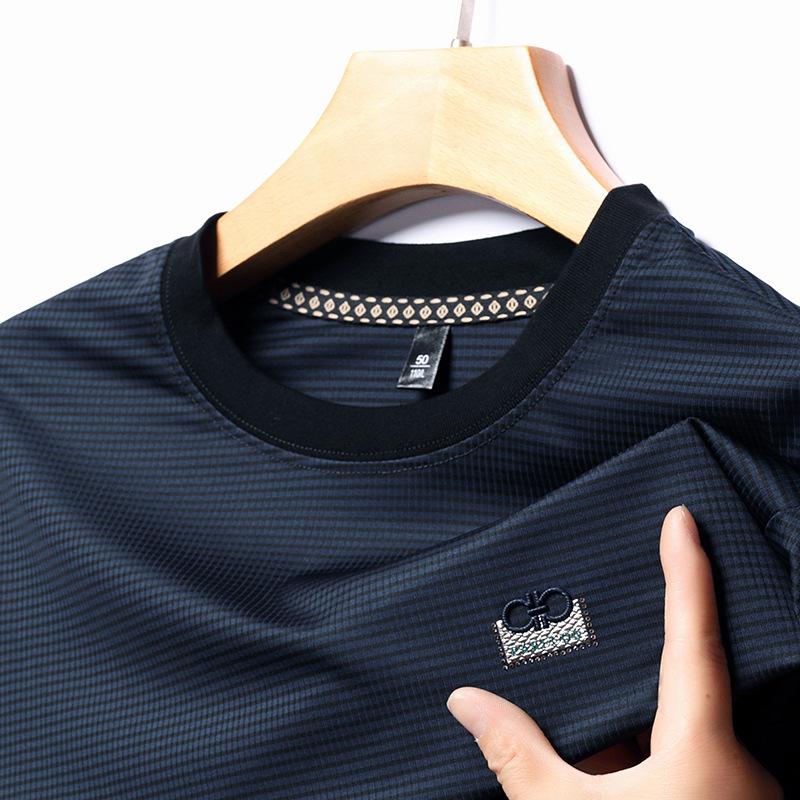 Мужской полосатый свитшот с длинным рукавом и круглым вырезом для весны и осени