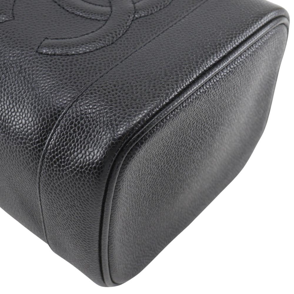 Chanel Косметичка A01998 Знак COCO Сумка черная Кожа Кавьяр Женская Б/у