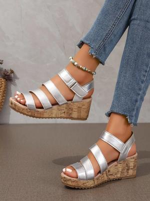 Модная женская обувь 2024 года, высококачественные женские сандалии больших размеров, новые повседневные сандалии с пряжкой на ремешке, женские летние босоножки на танкетке с открытым носком