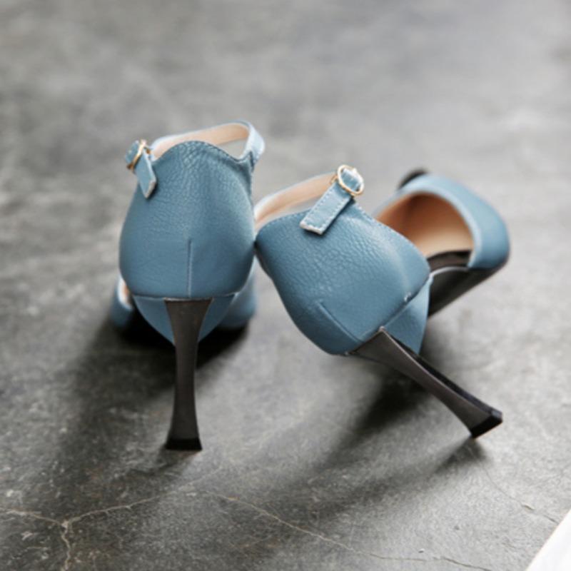 Весенние новые стильные туфли с острым носком, цельные туфли на шпильках с пряжкой, универсальные туфли для женщин