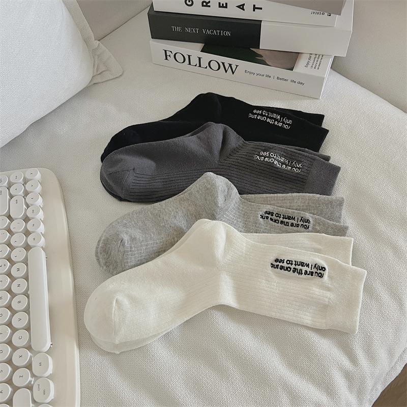 Женские носки с вышитыми буквами в корейском стиле, однотонные, черные, белые, серые, повседневные, уличные, для скейтбординга, спорта, носки