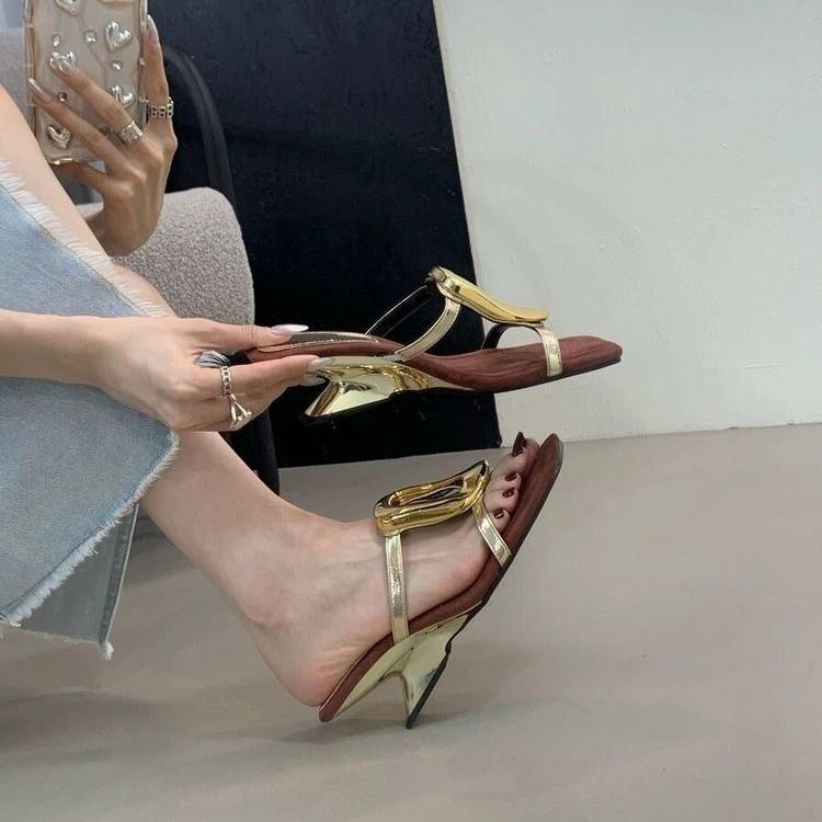 Female Slip On Footwear Party Ladies Heeled Wedges Shoes Fashion Metal Pumps Wedges Slides Shoes for Women New 2024