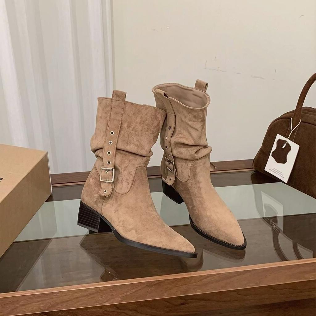 New fresh small man looks tall Martin boots with skirt versatile temperament lady boots woman
