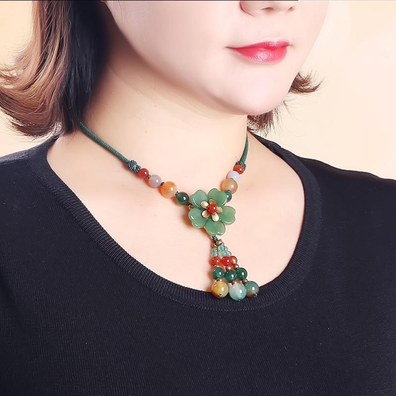 GEMCHIC Women's Vintage Green Agate Flower Necklace Ethnic Style Glass Bead Tassel Choker Jewelry