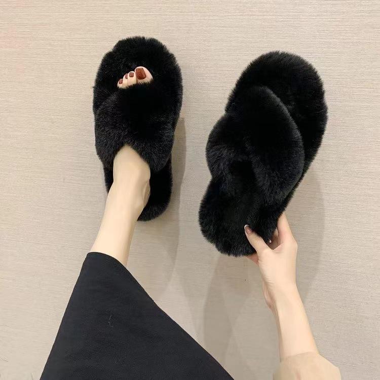 Mao Mao slippers women wear Internet celebrity plus size 2020 new autumn and winter warm outer wear cross Mao Mao slippers