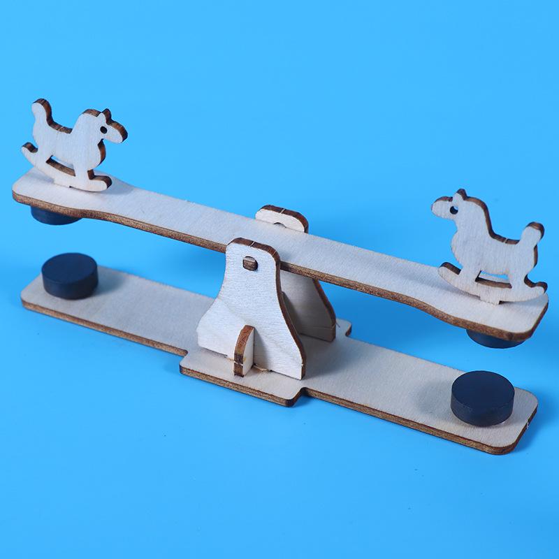Magnetic Seesaw Science Kit for Kindergarten and Primary School
