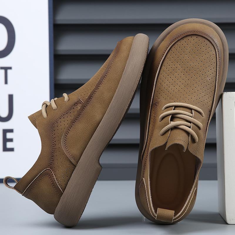 New Shoes for Men Genuine Leather Casual Shoes Retro Breathable Microporous Flat Skateboard Shoes Street Cool Sneaker