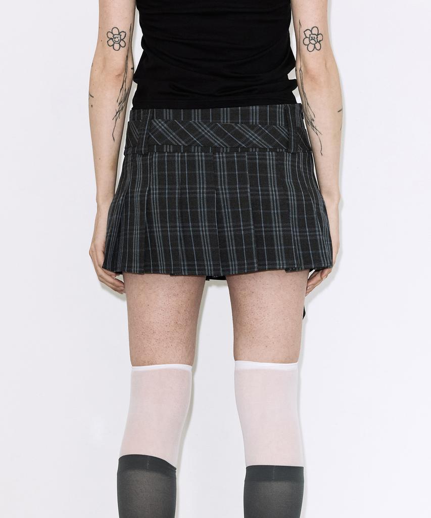 Fancy Club Check Pleated Wrap Skirt (Charcoal) F26Qd159