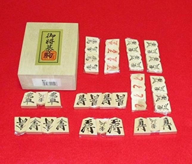 Shogi New Kaya thick tabletop shogi wooden shogi set wood, 1-inch board, pieces.