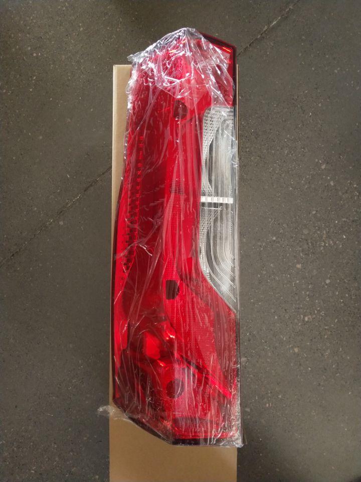 Mercedes Sprinter W910 Rear Taillight Assembly (Part No. 91082053)