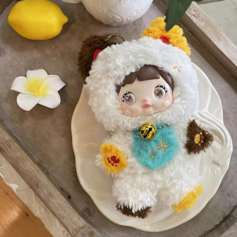 Nommi v1 cute plush toy ornament, festive atmosphere gift, festive hanging decoration bag accessories(Gift of baby clothes)