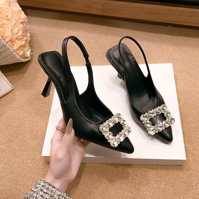 Темпераментные заостренные стразы с юбками, высокие каблуки, новые банкетные сверкающие бриллианты, ремешки с квадратными пряжками, высокие каблуки