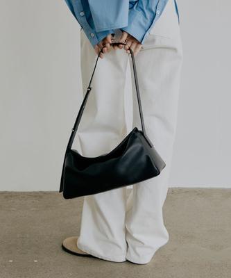 Artid Linea Overlap Flap Shoulder_Black