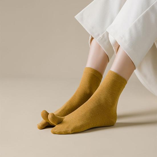 1 пара женских носков, однотонные, с двумя пальцами, мягкие, высокоэластичные, противоскользящие, с защитой лодыжки, впитывающие пот, осенне-зимние носки