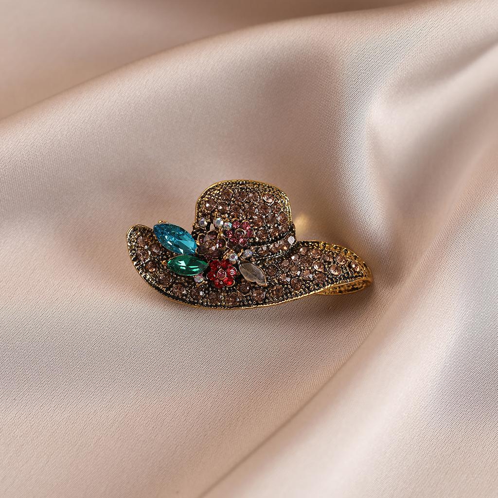 Брошь в виде шляпы от солнца с бриллиантами, Высокий класс, Легкая роскошь, Ретро женская брошь из сплава, Универсальная булавка